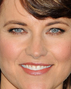 Lucy Lawless's eyes